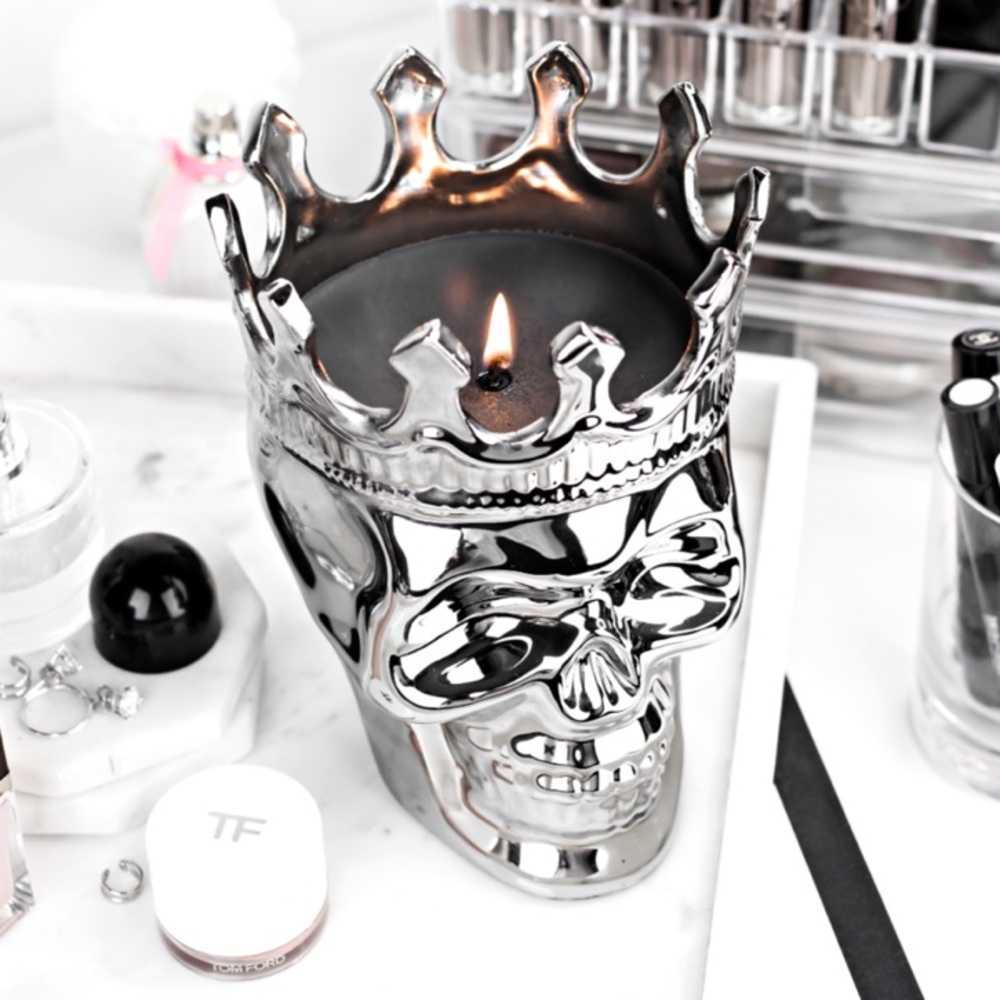 Silver Skull Candle